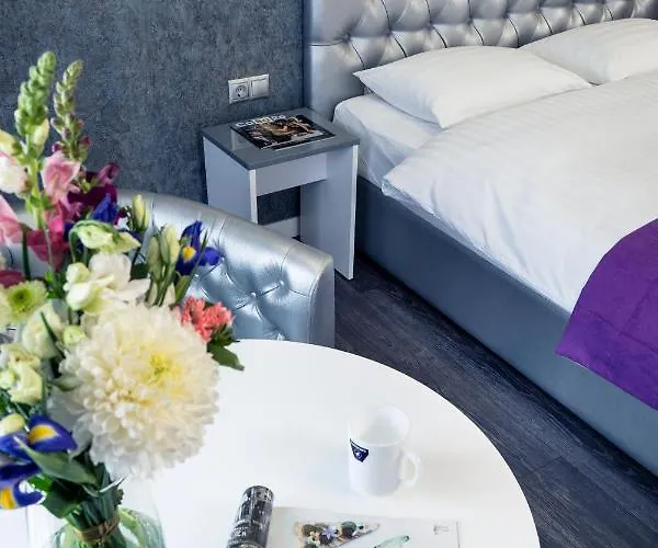 Status Apartments